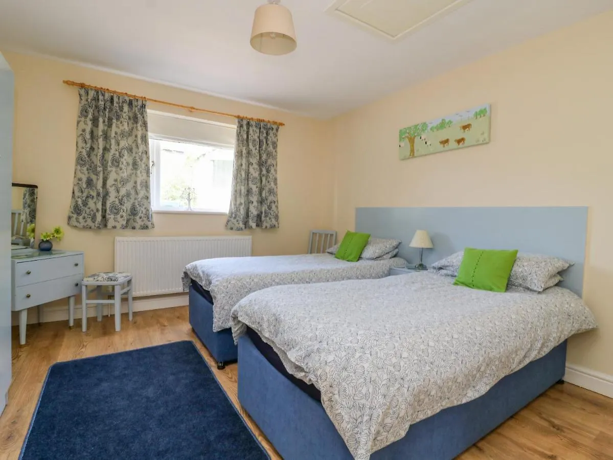 1 Pines Farm Cottages Ulleskelf